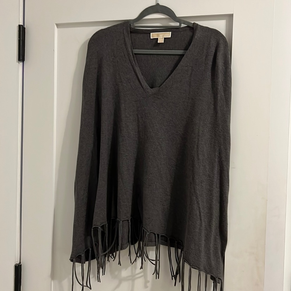 Sleeveless sweater